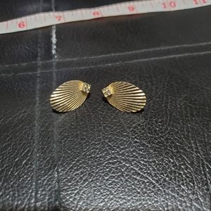 Costume jewelry, 15 pairs of earrings